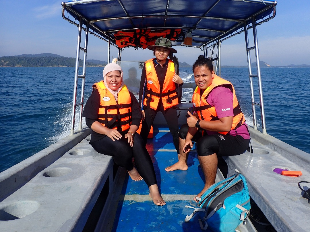 Island Hopping & Snorkelling (2)